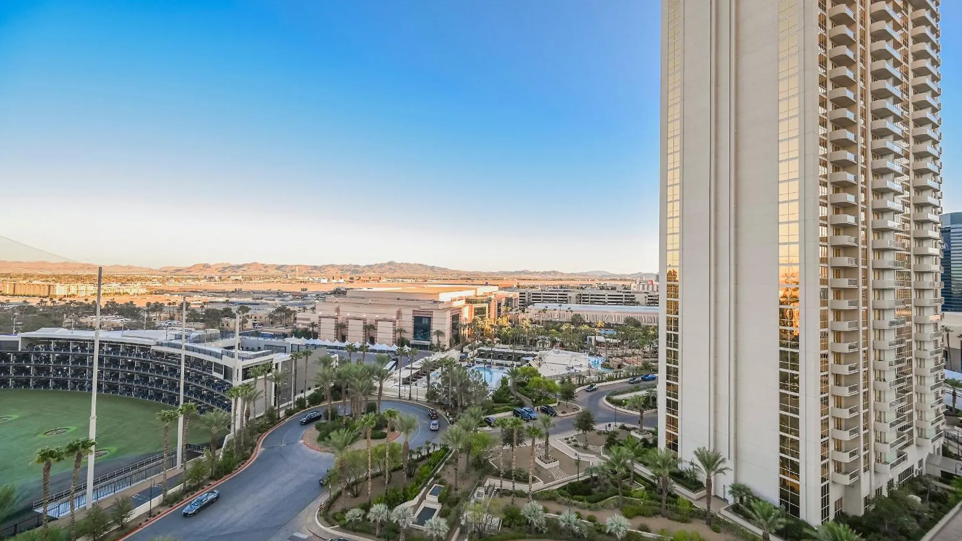 StripViewSuites at Signature Las Vegas